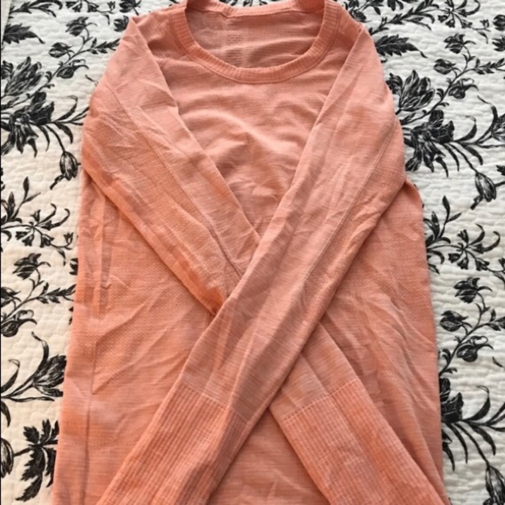 Lululemon run swiftly size 4